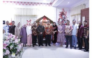 Wali Kota Kotamobagu dan OPD Gelar Safari Natal