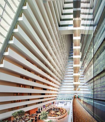 ntony Gormley Drift (credit Scott Frances). Marina Bay Sands Hadirkan Suasana Artsy yang Ikonis di Bulan Januari Ini.