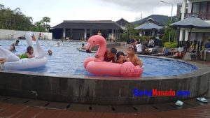 Liburan Tahun Baru, Warga Serbu Grand Master