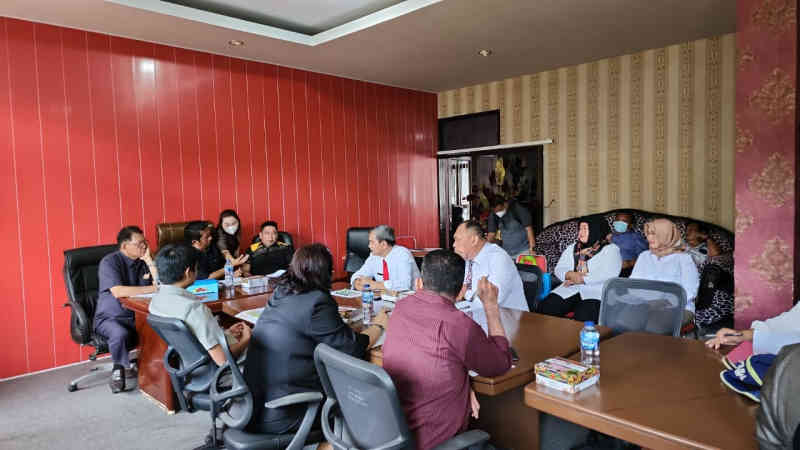 Jerit Karyawan PDAM Minut, 8 Bulan Gaji Belum Dibayar Perusahaan