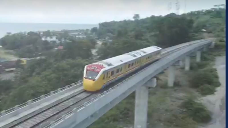 Bukan Mimpi, Presiden Jokowi Bilang Jalur Kereta Api Makassar-Manado Akan Terwujud