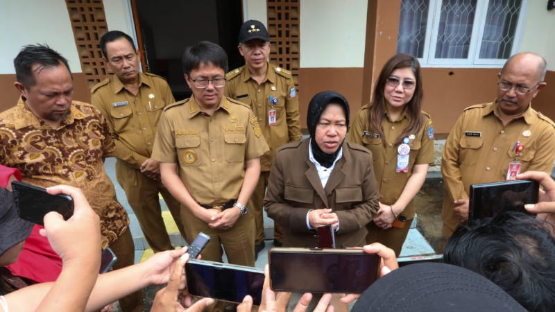 Menteri Tri Rismaharini Dukung Upaya Pemkot Manado Hadirkan Fasilitas Layak di Kompleks Rumah Relokasi