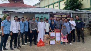 Belasan Anggota Polres Bitung Berbagi dengan Anak Panti