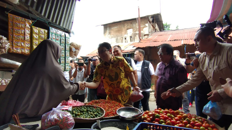 Wamen Perdagangan RI Kaget Harga Minyak Goreng di Bitung Dijual di Atas HET