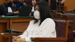 Divonis 20 Tahun Penjara, Putri Candrawathi Bakal Bebas Saat Lansia