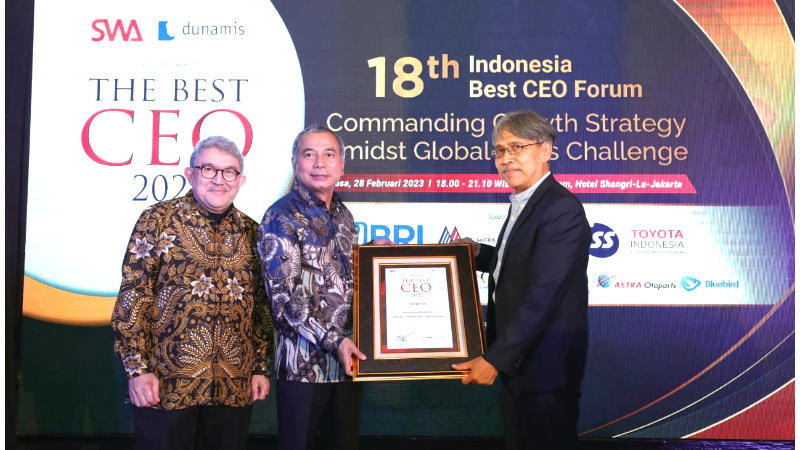 Berhasil Bawa Perusahaan Berdiri Kokoh, Dirut BRI Sunarso Jadi Indonesia Best CEO 2022
