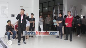 Menegangkan, Debat Sengit Mahasiswa Versus DPRD Sulut Minta Kehadiran Ketua DPRD