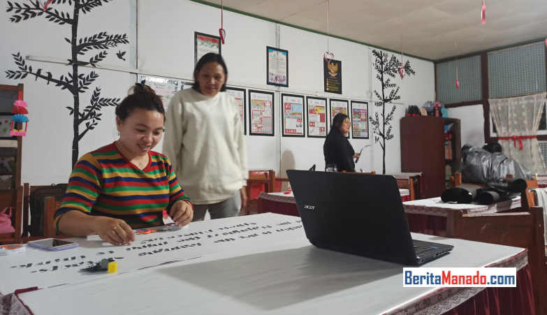Jelang Akreditasi SD Katolik Santa Monica Langowan, Ini Kesibukan Orangtua Siswa
