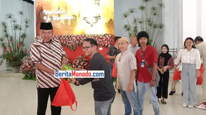 Olly Dondokambey Teken NPHD Bersama Pimpinan Agama dan Organisasi 9 Olly Dondokambey Teken NPHD Bersama Pimpinan Agama dan Organisasi