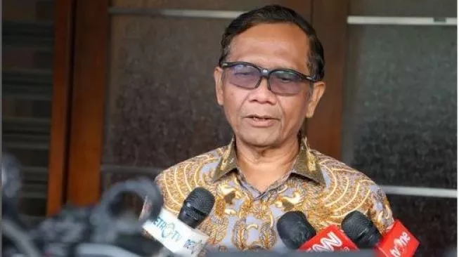 Disebut Cawapres Potensial Dampingi Prabowo, Mahfud MD: Biarkan Saja
