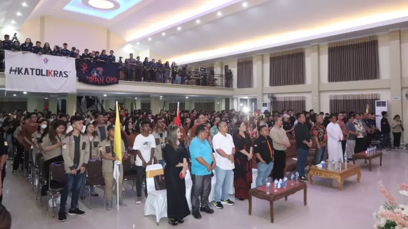 Gelar Ibadah Paskah, OMK Kevikepan Manado Bangkit dan Bersaksi