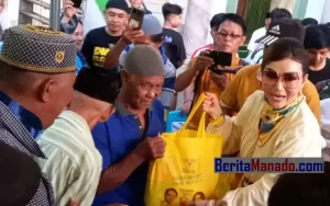 Tetty dan Micha Bawa 400 Paket Bantuan ke Masjid Al-Mu’Minun dan Al-Maghfirah Amurang