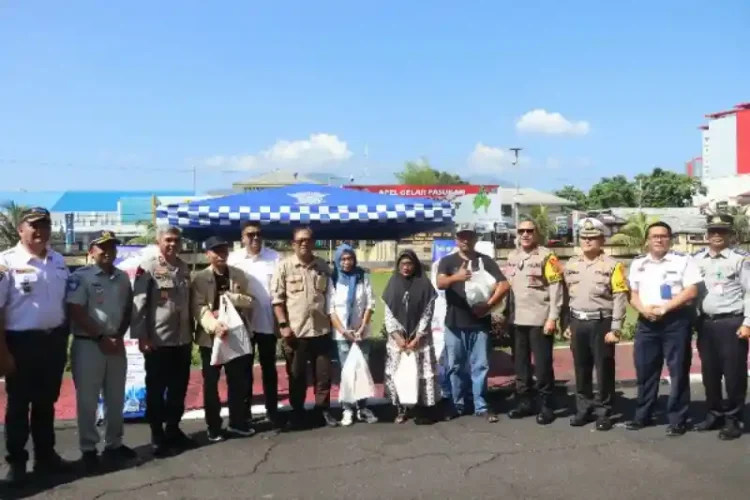 Mudik Gratis Polda Sulut Diapresiasi Warga, Irjen Pol Setyo Budiyanto: Semoga Lancar dan Selamat Sampai Tujuan