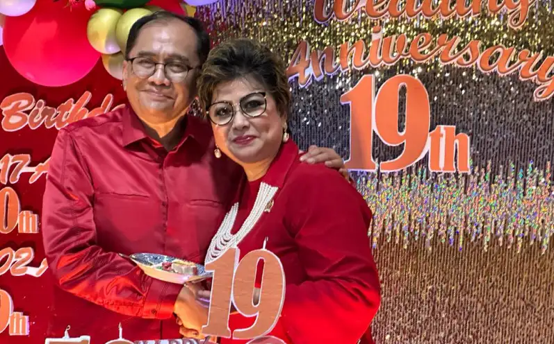 Senator Maya Rumantir Rayakan Kebahagiaan Bersama Keluarga dan Sahabat
