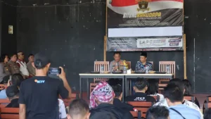 Butuh Bantuan Polisi, Kapolres Bitung Bagikan Nomor Telepon di Jumat Curhat