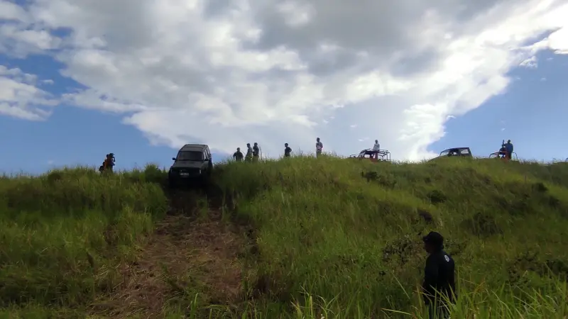 Memacu Adrenalin di Padang Savana Batuangus Bitung 9 Memacu Adrenalin di Padang Savana Batuangus Bitung