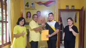 Suami Istri Keluarga LeWi, Mendaftar Sebagai Calon Legislatif dari Partai Golkar