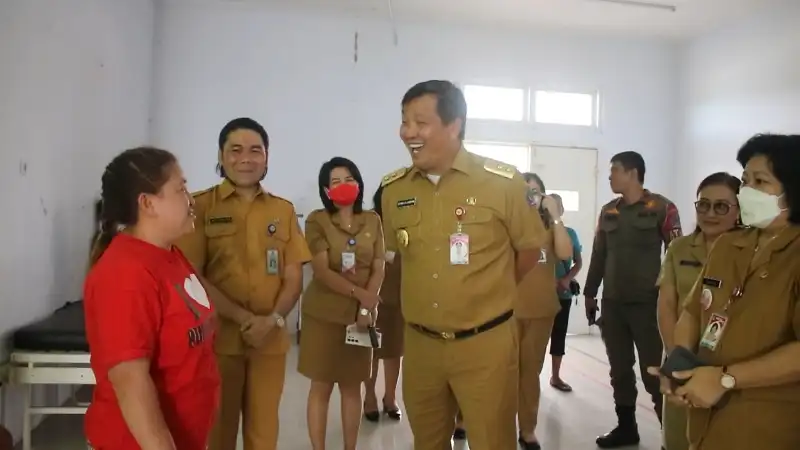 Begini Keseruan Steven Kandouw Saat Berkunjung ke RSJ Ratumbuysang