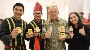Wenny Lumentut Dukung Pengembangan Produk UMKM Sambal Roa KaMuKa