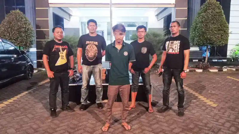 Dengan Mata Lebam Gadis Manado ini Melapor Telah Dianiaya Lelaki Pengangguran