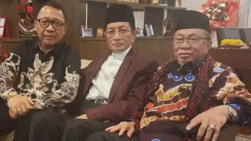 Pdt Lucky Rumopa Makan Malam Bersama Ganjar Pranowo dan Olly Dondokambey
