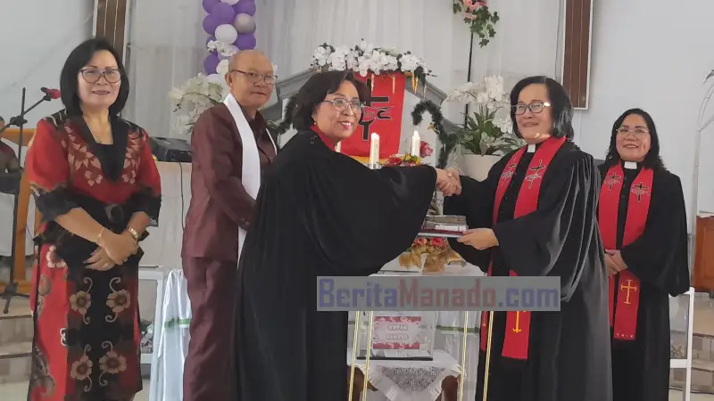 Jemaat GMIM 'Yerusalem' Tumpaan Baru Gelar Serah Terima Jabatan Ketua BPMJ