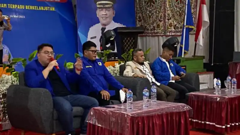 Diskusi Bersama Pelajar SMA/SMK, Rio Dondokambey Ajak Generasi Muda Berbagi Ilmu 1 Diskusi Bersama Pelajar SMA/SMK, Rio Dondokambey Ajak Generasi Muda Berbagi Ilmu