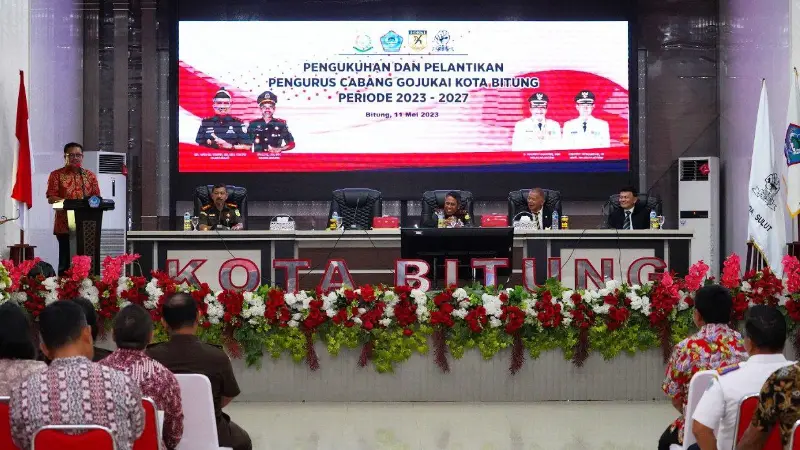 Maurits Mantiri Bicara Perekonomian di Pelantikan Panitia Kejati Cup Go Jukai