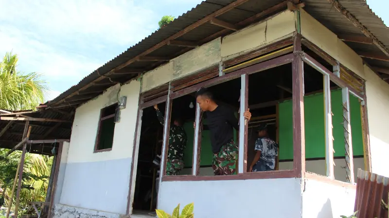 Warga Tandurusa Ini Beruntung Rumahnya Bakal Direhab Satgas TMMD Kodim 1310/Bitung