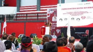 Maurits Mantiri Bicara Program Bitung Akademia dan Digital Nomad di Depan Lansia