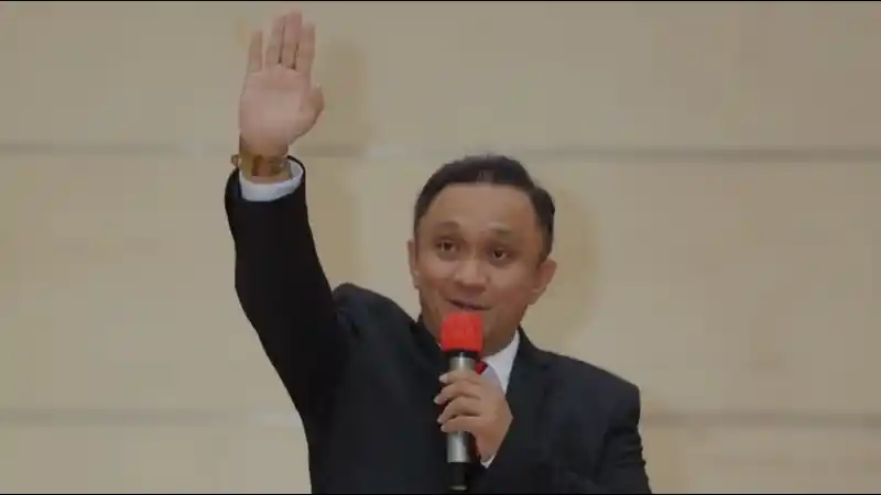 Profil Victor Rarung, Jurnalis yang Dipilih Melayani Tuhan