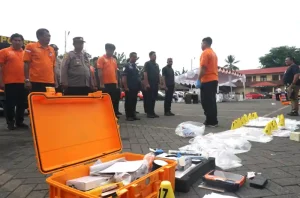 Aksi Sat Reskrim Polresta Manado saat Lomba Pam dan Olah TKP di Polda Sulut, Hadirkan ROTR ‘Oto Itang’ dan Simulasi Ala-ala Kejadian Nyata