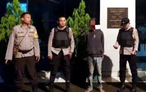 Diselamatkan Anggota Babinkamtibmas, Doger Anjing Nyaris Tewas Diamuk Massa di Kalasey