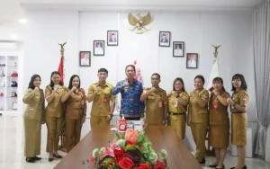 Franky Wongkar Lepas 9 Nakes Minsel Magang di RSUP Prof Kandou Manado