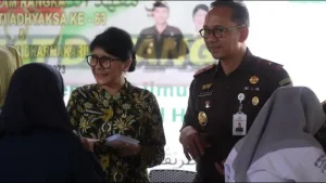 Sila Pulungan dan Jajaran Kejati Sulut Berbagi Kasih di Dua Panti Asuhan Ini