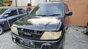 Dirkrimsus KBP Steven Tamuntuan Tangkap Tangan Oknum Penimbun BBM Bersubsidi di SPBU Ring-road Manado