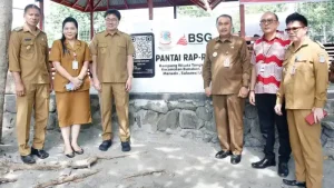 Hadiri Launching Sarana Pariwisata Pantai Rap-Rap, Wali Kota Andrei Angouw Harap Warga Tidak Buang Sampah Sembarangan 