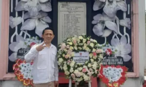 Hadir di Ziarah dan Tabur Bunga Partai Gerindra Sulut, Marcoven Lumapow Pesan Hal Ini