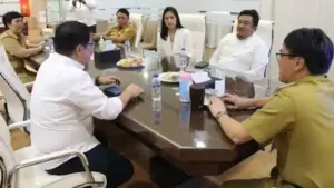 Rapat Teknis Dengan PLN, Wali Kota Andrei Angouw Pertanyakan Aliran Listrik di Kepulauan