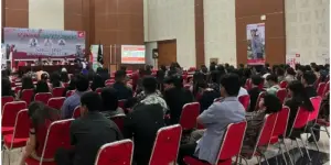 DAW, Jasa Raharja dan Kepolisian Kolaborasi, Beri Edukasi Keselamatan Berkendara di Fakultas Hukum Unsrat