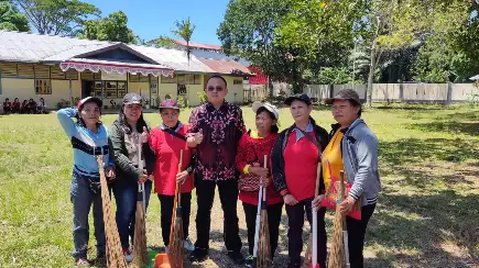 Dikenal Merakyat, Wenny Lumentut Siap Berjuang Bersama Rakyat