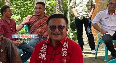 Maurits Mantiri Hadir di Ibadah Pembukaan Pertemuan Raya dan Konas XVI FK-PKB PGI