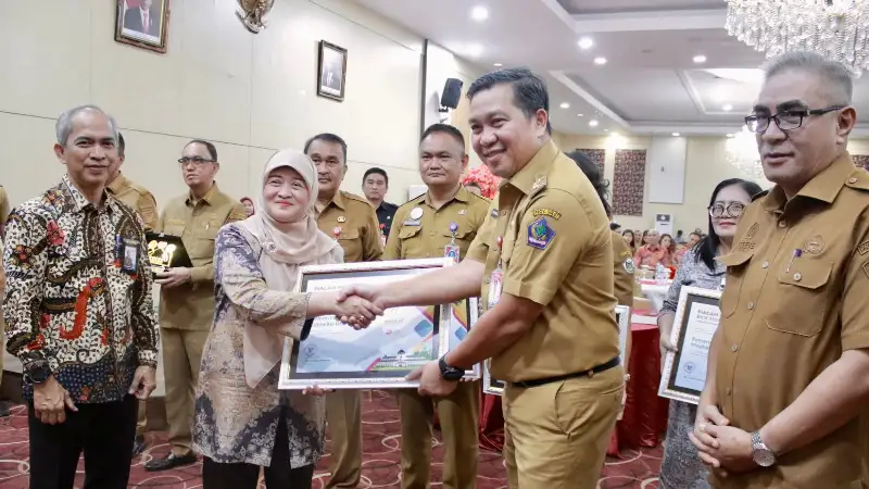 Pemprov Sulut dan 10 Kabupaten Kota Raih Penghargaan dari BKN