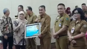 Pemkot Manado Terima BKN Award 2023 atas Pengembangan Kompetensi Jajaran Pemkot