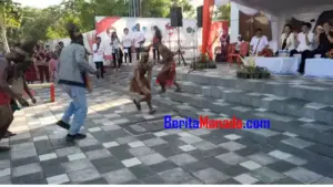 Tarian Khas Papua Dapat Applause Ketua Umum Panitia Irene Pinontoan Serta Wali Kota Andrei Angouw 