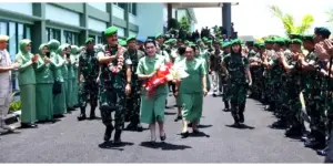 Jabat Irjenad, Letjen TNI Alfret Denny Tuejeh Resmi Dilepas Prajurit Kodam XIII/Merdeka