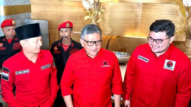 Isu Gibran Rakabuming Menyeberang, Hasto Kristiyanto: Punya Kesadaran, Kader PDIP Gak Bakal Nolah-noleh