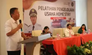 Dinas Pariwisata Latih Warga Kelola Homestay, Bupati Franky Wongkar Harapkan Hal Ini