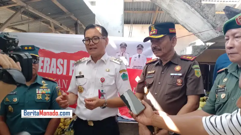 Warga Kema Antusias Berburu Ratusan Kilo Bahan Pokok di Pasar Murah Pemkab Minut
