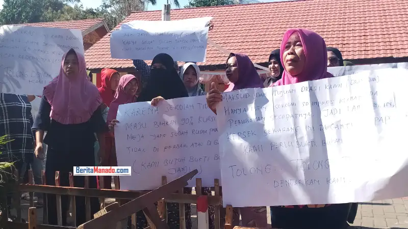Di Depan Kepala Inspektorat Minut, Orangtua Murid SD Inpres Klabat Curhat 6 Tahun Kepsek Semena-mena 2 Di Depan Kepala Inspektorat Minut, Orangtua Murid SD Inpres Klabat Curhat 6 Tahun Kepsek Semena-mena